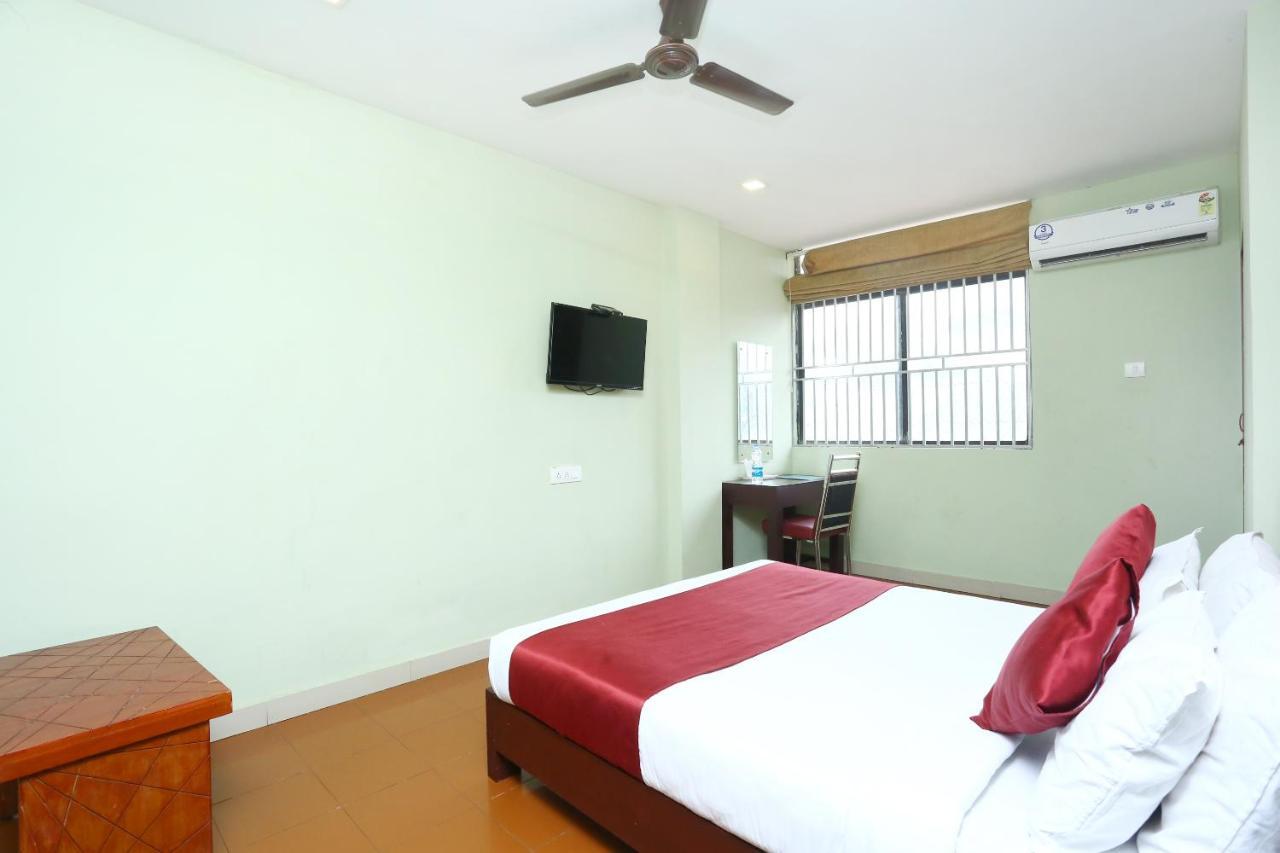 Oyo 15190 Select Residency Hotel Kozhikode Buitenkant foto