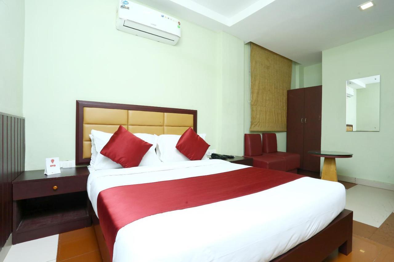 Oyo 15190 Select Residency Hotel Kozhikode Buitenkant foto