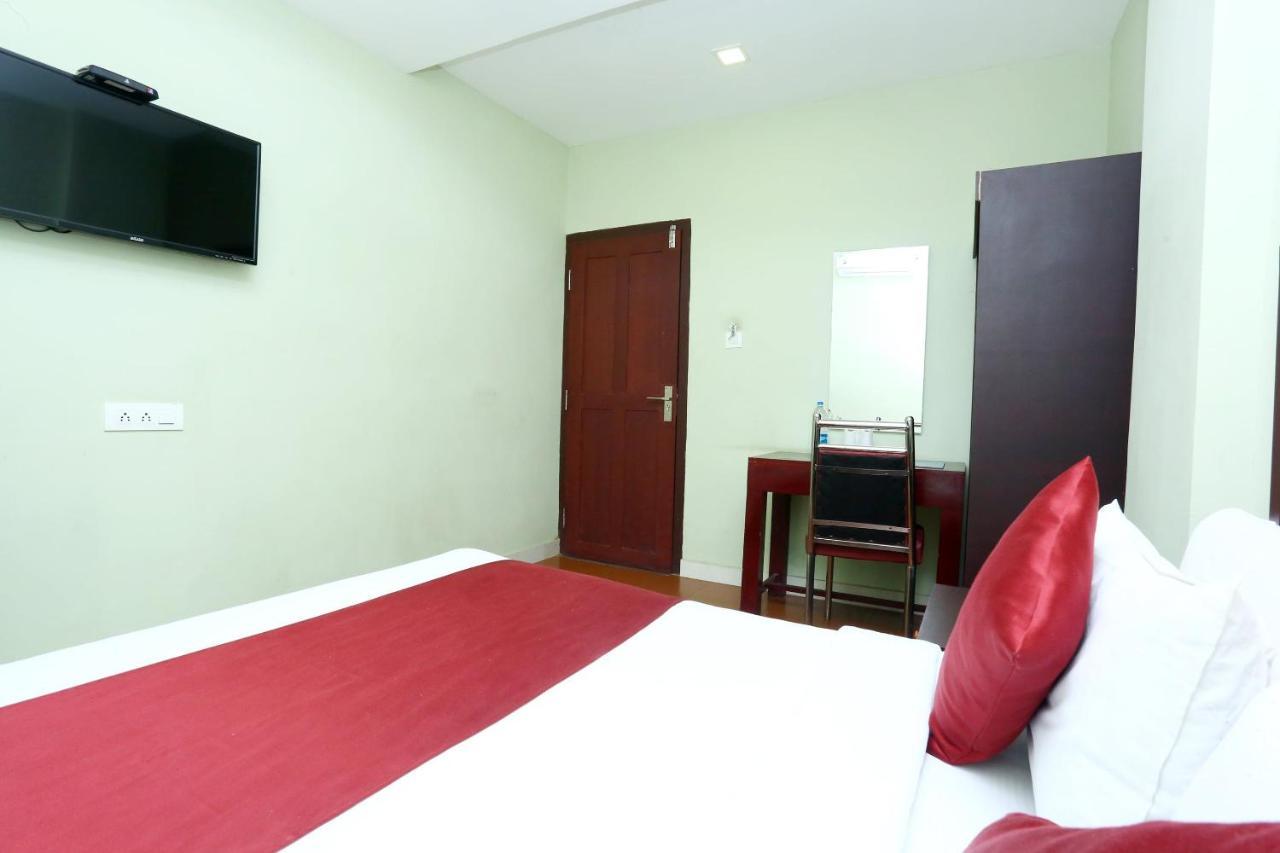 Oyo 15190 Select Residency Hotel Kozhikode Buitenkant foto